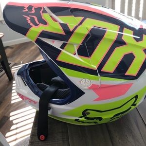 Youth Fox V1 Moto Helmet